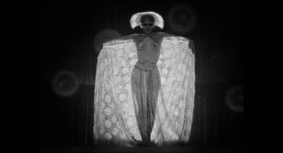 Filmstill aus: Metropolis (Regie: Fritz Lang, Drehbuch: Thea von Harbou, 1927). Freundlicherweise zur Verfügung gestellt von der Friedrich-Wilhelm-Murnau-Stiftung, Wiesbaden