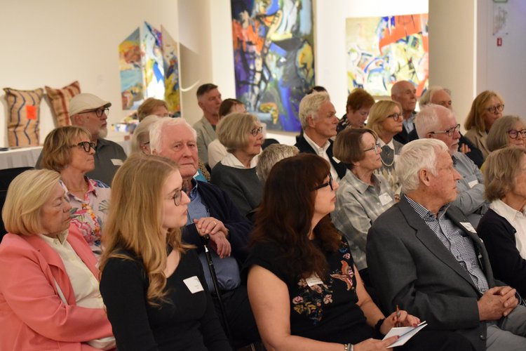 Preview der Ausstellung REBELLINNEN für Förderkreismitglieder